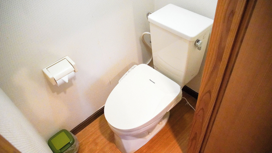 Bathroom 2, Ryokan Oomasa, Karatsu