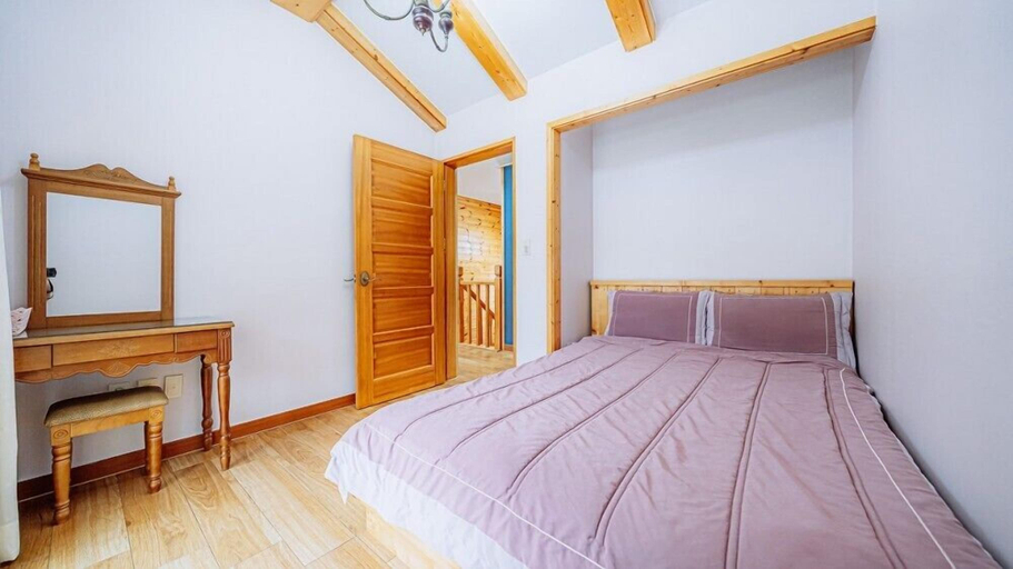 Room 3, Alphonse pension, Jeongseon