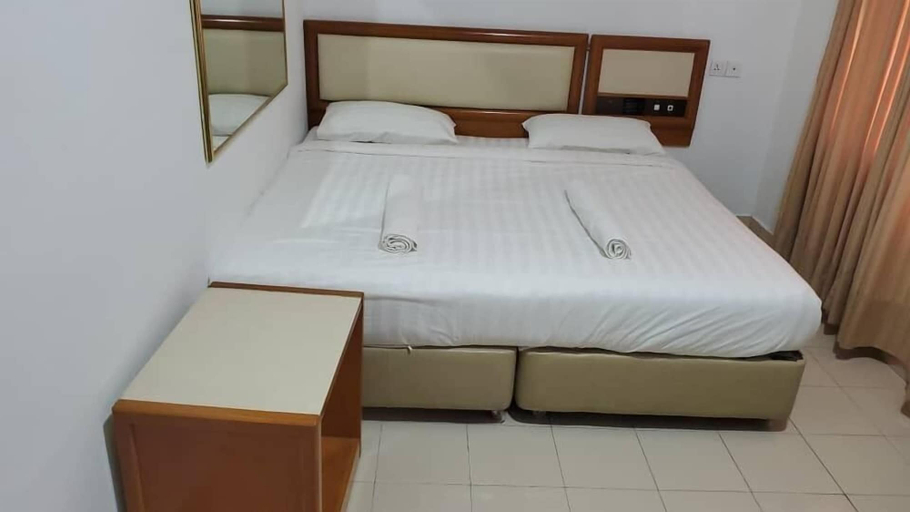 Others 5, S ROSE HOTEL SEPANG, Sepang