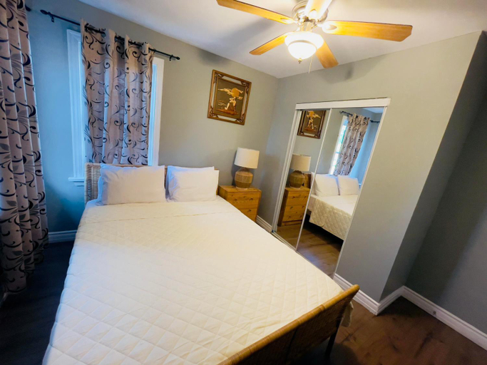 Bedroom, Holiday Home 7865LL, Niagara