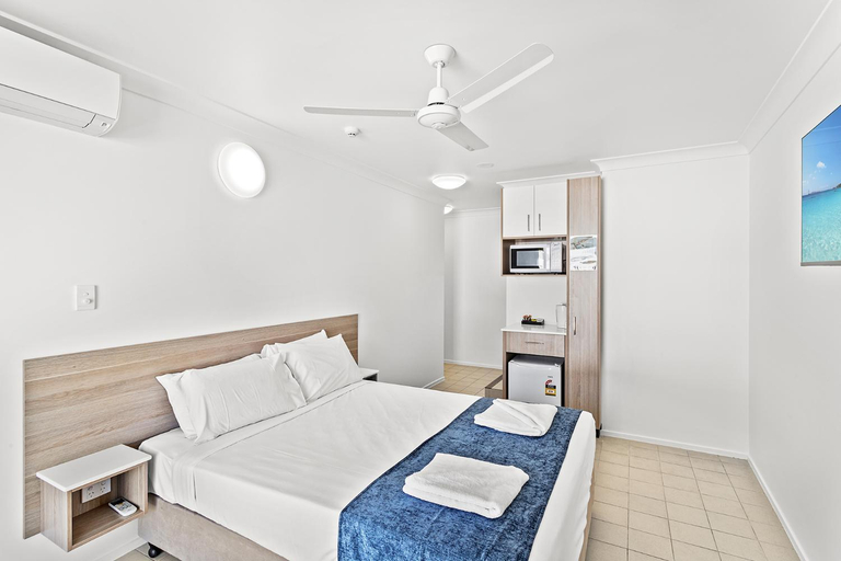 Bedroom 2, Beach Plaza Accommodation, Whitsunday