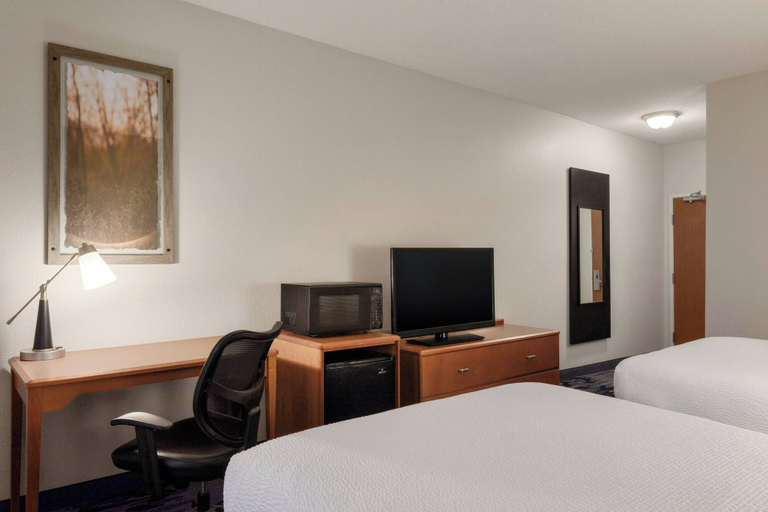 Bedroom 4, Fairfield Inn & Suites Stillwater, Payne