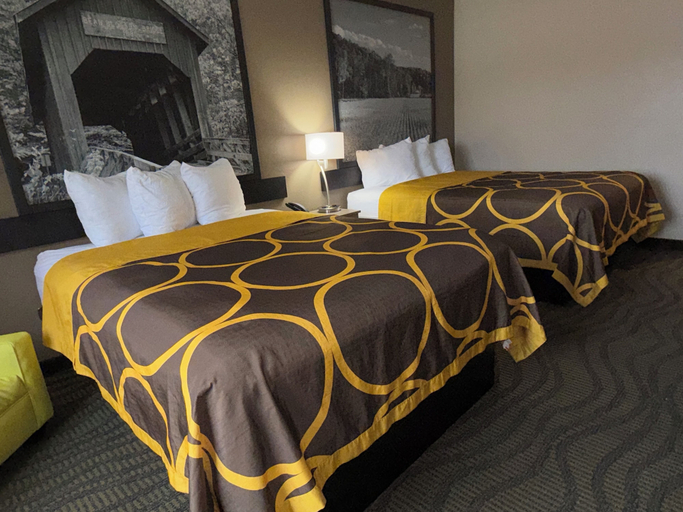 Bedroom 3, Super 8 by Wyndham Kokomo, Howard