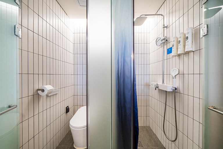 Bathroom 3, Parangvue Hotel, Goseong