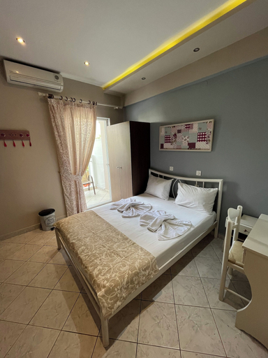 Bedroom 5, Grecian Sea, East Macedonia and Thrace
