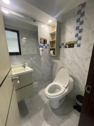 Bathroom 5, Hotel AMBAR KING, Santafé de Bogotá