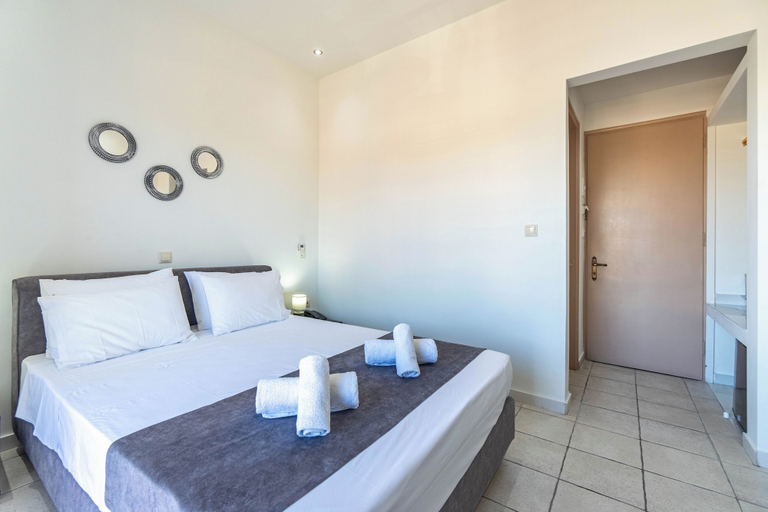 Bedroom 4, Angela Hotel and Apartments, Ionian Islands