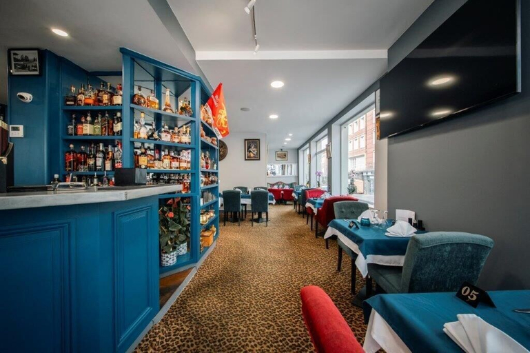 Food & Drinks 5, BRIT HOTEL PRIVILEGE LISIEUX – La Villa des Arts, Calvados