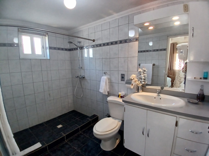 Bathroom 4, Palm Beach Vacation Villa