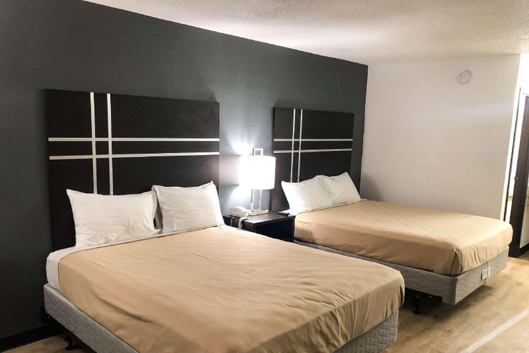 Bedroom 3, Econo Lodge Lithonia - Atlanta East, DeKalb
