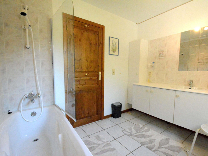 Bathroom 3, Spacious House With Beautiful Terrace, Namur