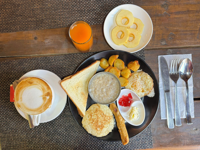 Food & Drinks 4, Hotel Grand Shambala, Dhaualagiri
