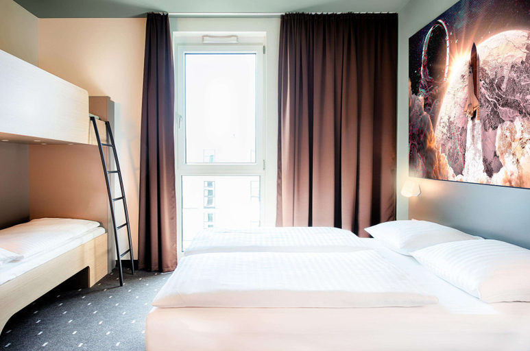Bedroom 4, B&B Hotel Bremen-Altstadt, Bremen