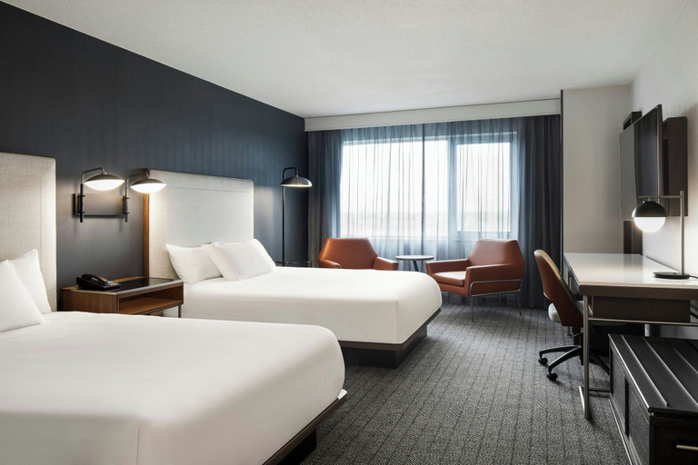 Bedroom 3, Courtyard by Marriott Montreal Airport, Montréal