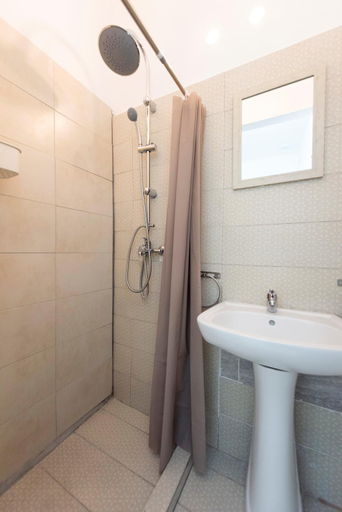 Bathroom 4, Ati-Key Residence, Attica