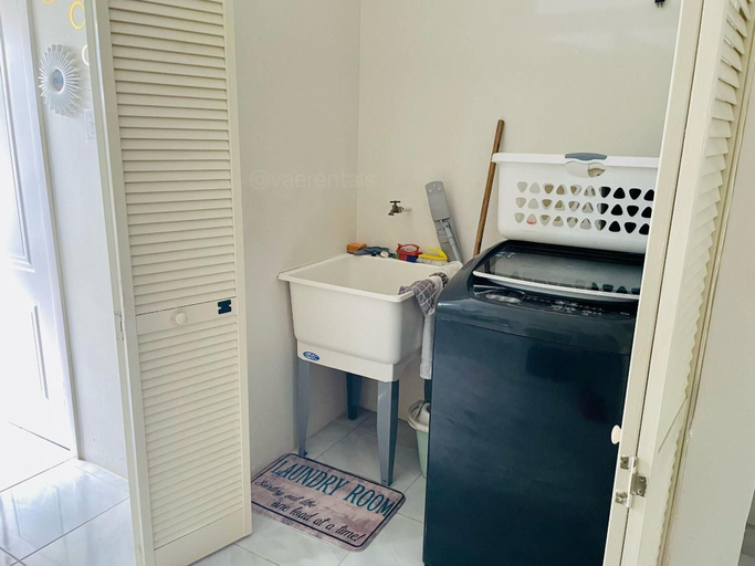 Interior, Free Beach&pool Access -vaes Luxury Escape