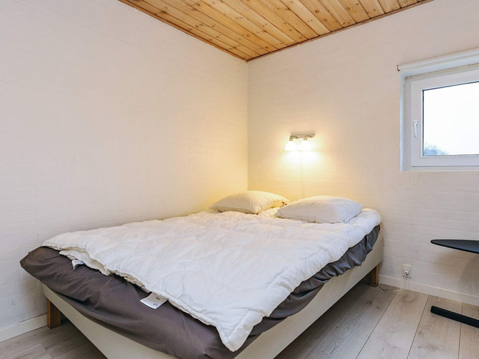 Bedroom 2, 5 Star Holiday Home in Hjorring, Hjørring