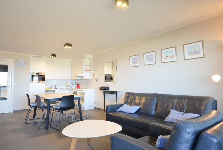 Others 5, Apartment in Oostduinkerke With Sea View, West-Vlaanderen