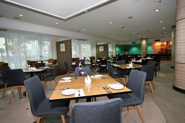 Food & Drinks 4, TF Riverside Hotel, Malacca City