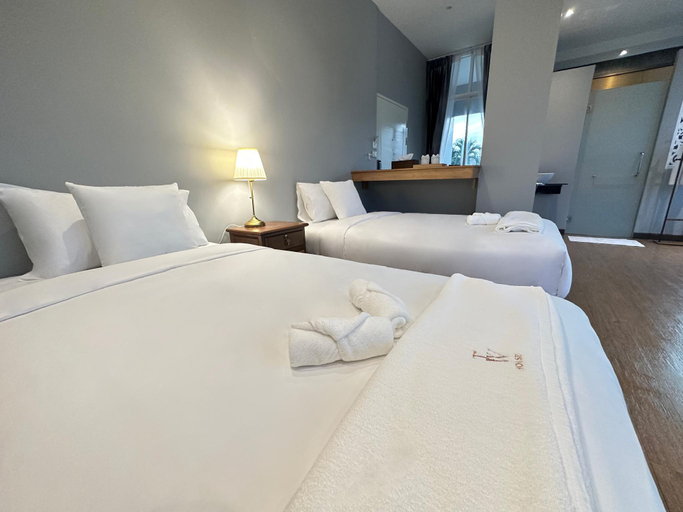 Bedroom 6