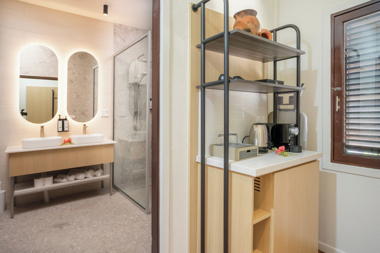 Bathroom 5, Yatule Resort & Spa, Nadroga/Navosa