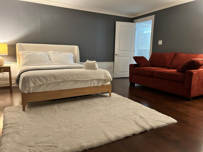 Bedroom 2, North Vancouver Lynn Valley Two Bedrooms Suite, Greater Vancouver