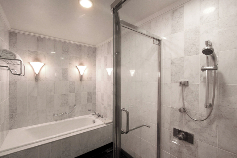 Bathroom 5, The Westin Osaka, Osaka