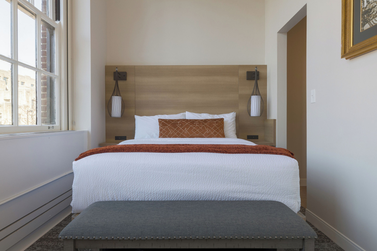 Bedroom 3, Unique Historic Experience Conveniently Located in the Heart of Cincinnati, Cincinnati