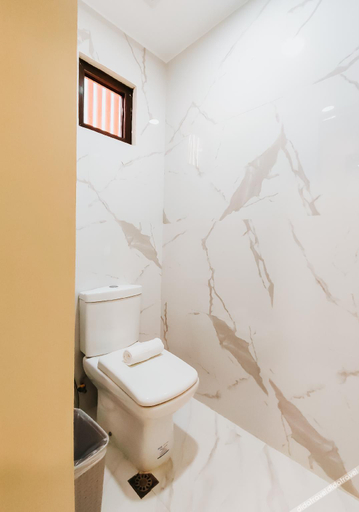 Bathroom 4, Hotel Simone, Kalibo