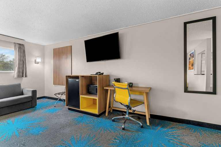 Others 5, Days Inn by Wyndham Sioux Falls Empire, Minnehaha