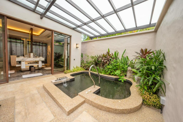 Swimming Pool 18