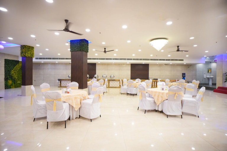 Others 5, Hotel Haris MG Road, Gurgaon
