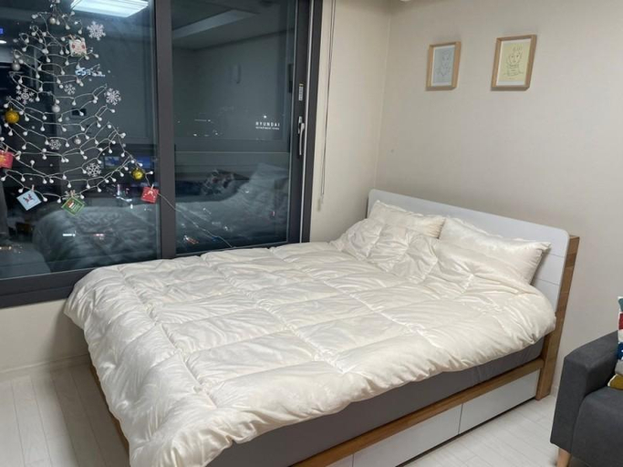 Bedroom 15