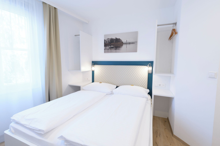 Bedroom 3, Hotel garni Viktoria, Lindau (Bodensee)