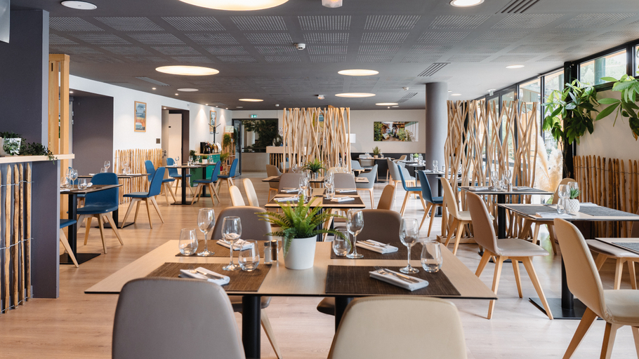 Food & Drinks 5, Hotel Vitalparc, The Originals Collection, Gironde