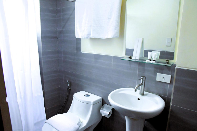 Bathroom, Arzo Hotel Makati, Makati City