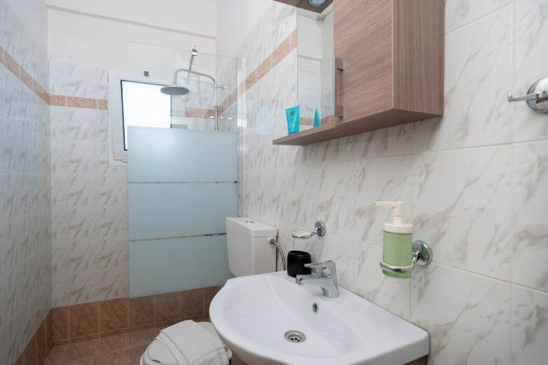 Bathroom 4, A & D Apartments, Attica