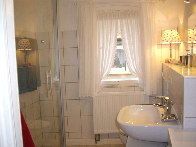 Bathroom 3, Ferienhäusl am Malerweg, Sächsische Schweiz-Osterzgebirge