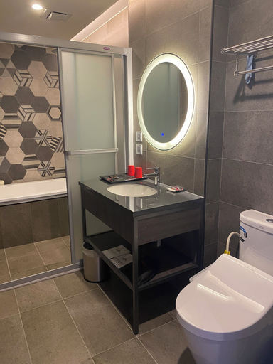 Bathroom 3, Lihpao Resort - T11T12 Hotel, Taichung
