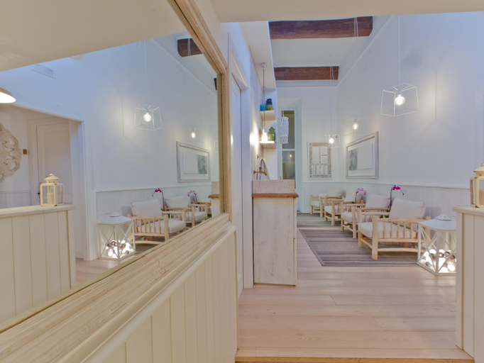 Food & Drinks, Primo Piano Suites, Rome