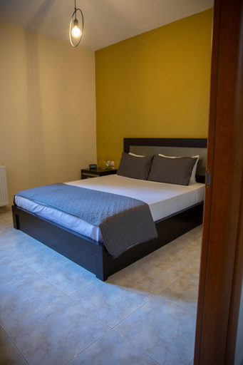4, Apartment Viewing Garden, Thessaly