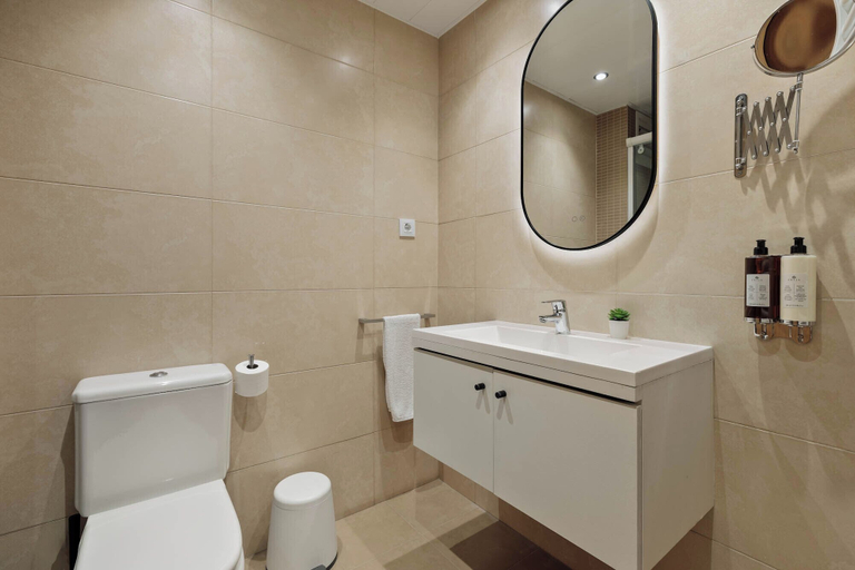 Bathroom 3, Sitges Group Beach Dreams, Barcelona