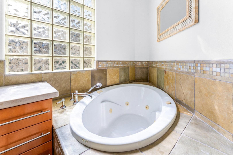 Bathroom 4, Off the Hook by Beachside Management, Sarasota