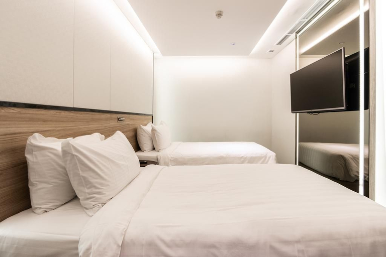 Bedroom 15