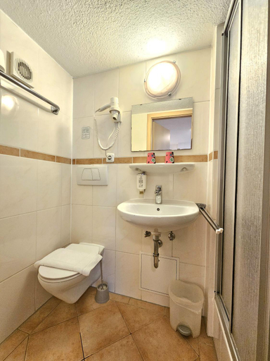 Bathroom 7