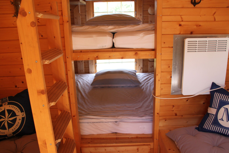 Bedroom 4, Schlaffässer Landhotel Teichwiesenhof, Ostholstein