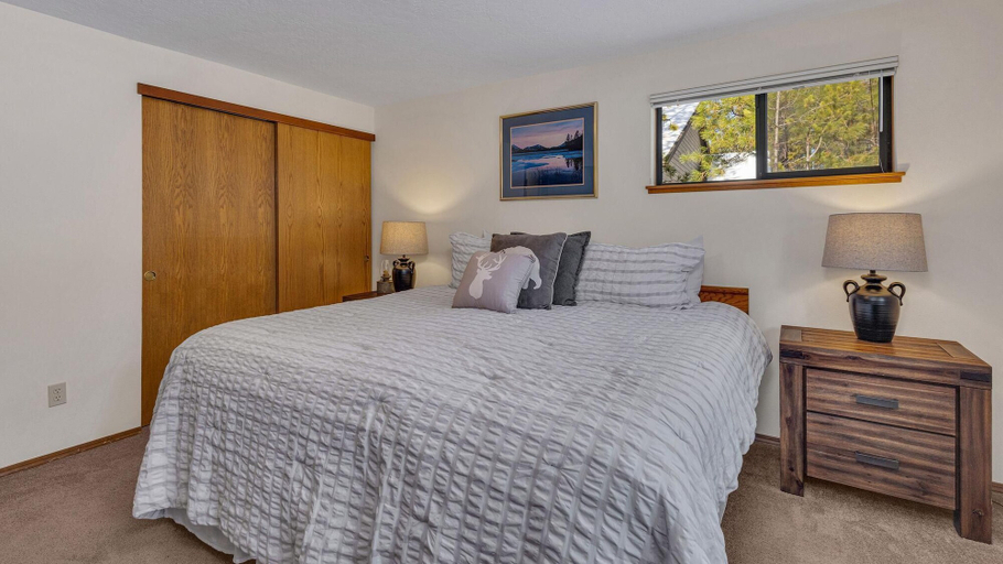 Bedroom 3, Kinglet Lane 46, Deschutes