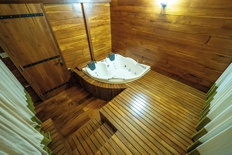 Bathroom 4, Leopard Reach Yala by Seven Angels, Thissamaharama