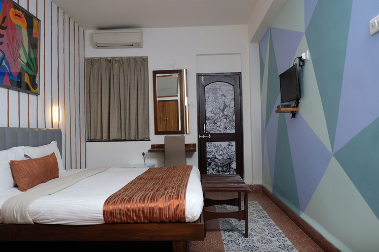 Bedroom 3, Hotel Gopika International, North Goa