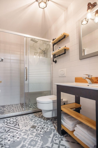 Bathroom, Timber Boutique Hotel, Tbilisi